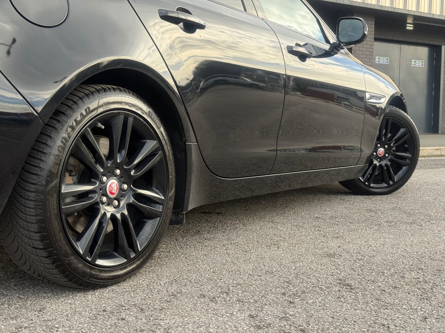 Used Jaguar XE 2017 for sale - 78112393: Photo 21