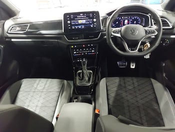 Used Volkswagen T-Roc 2025 for sale - 77319005: Photo