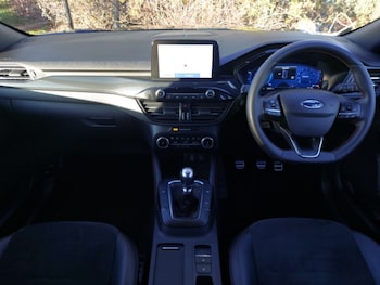 Used Ford Kuga 2023 for sale - 77053257: Photo