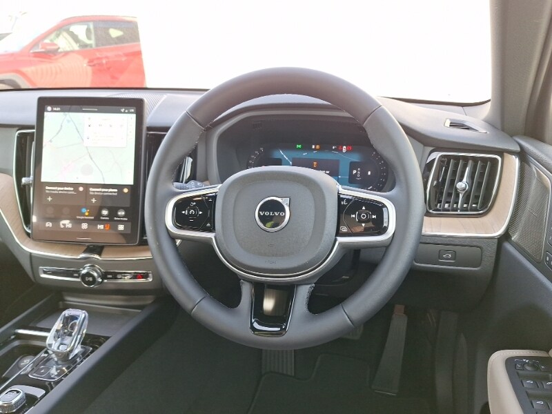 Used Volvo XC60 2025 for sale - 77580729: Photo 7