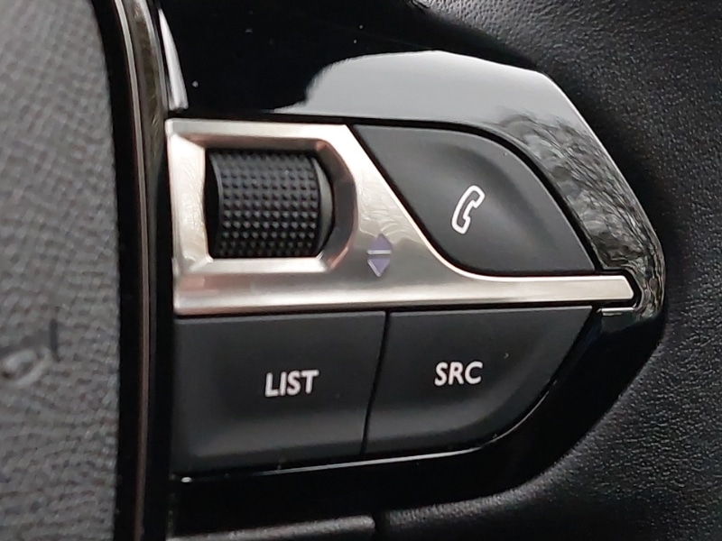 Used Peugeot 2008 2023 for sale - 76656888: Photo 12