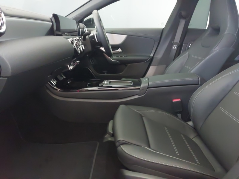 Used Mercedes-Benz CLA 2025 for sale - 76987557: Photo 5