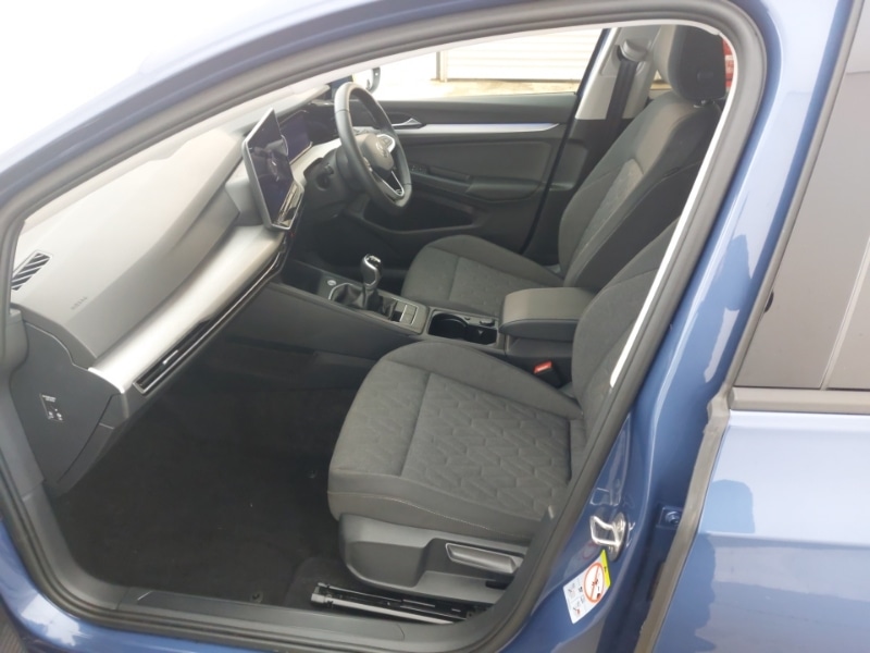 Used Volkswagen Golf 2024 for sale - 76970917: Photo 5