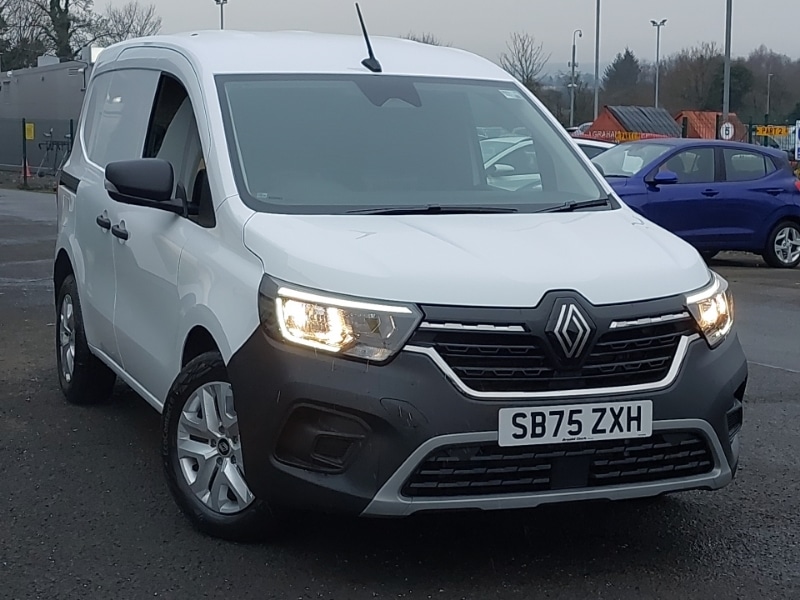 Used Renault Clio 2025 for sale - 77147153: Photo 1