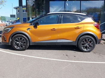 Used Renault Captur 2020 for sale - 78355855: Photo