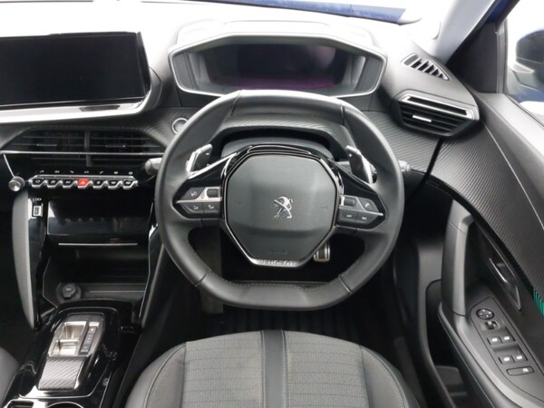 Used Peugeot 2008 2022 for sale - 76325305: Photo 7