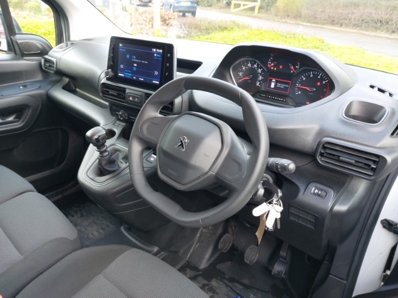 Used Peugeot Partner 2023 for sale - 78062460: Photo 2