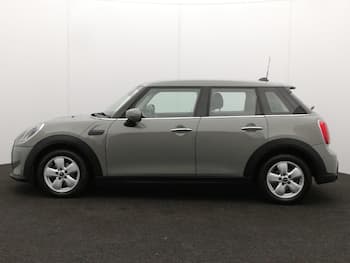 Used MINI Hatch 2021 for sale - 79650210: Photo