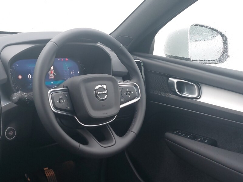 Used Volvo XC40 2025 for sale - 77544950: Photo 10