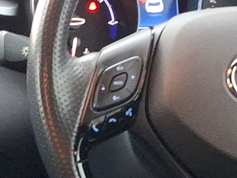 Used Toyota C-HR 2022 for sale - 76544105: Photo 10