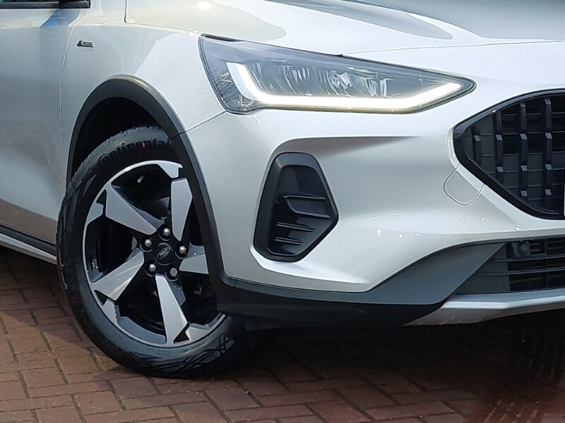 Used Ford Focus 2023 for sale - 77924290: Photo 9