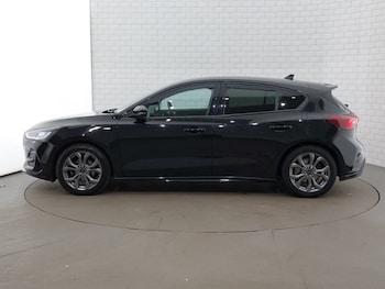 Used Ford Focus 2022 for sale - 77401613: Photo