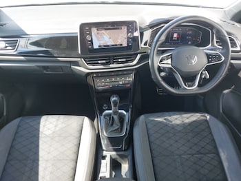Used Volkswagen T-Roc 2023 for sale - 79427811: Photo