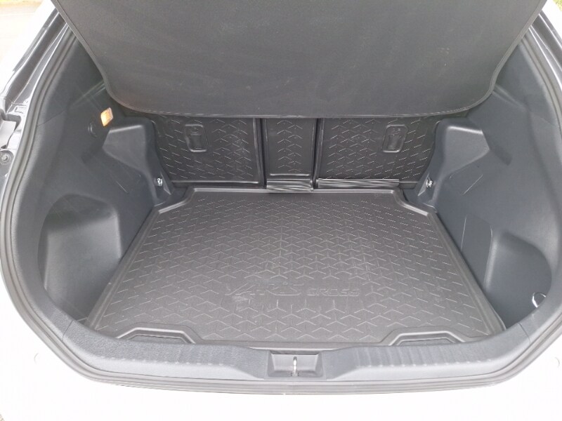 Used Toyota Yaris Cross 2022 for sale - 77299324: Photo 8