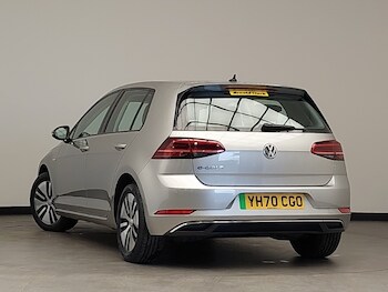 Used Volkswagen Golf 2020 for sale - 77817302: Photo