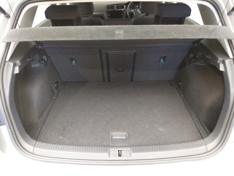 Used Volkswagen Golf 2020 for sale - 77817302: Photo 8