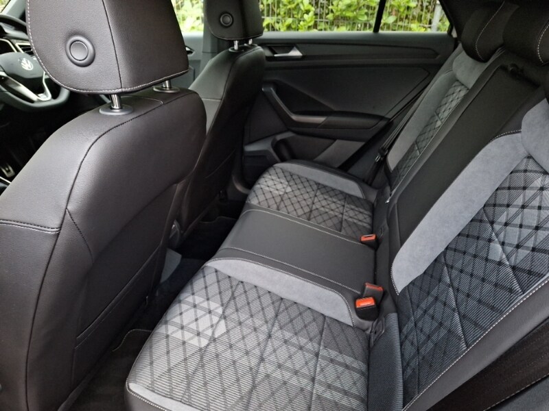 Used Volkswagen T-Roc 2025 for sale - 77365690: Photo 6