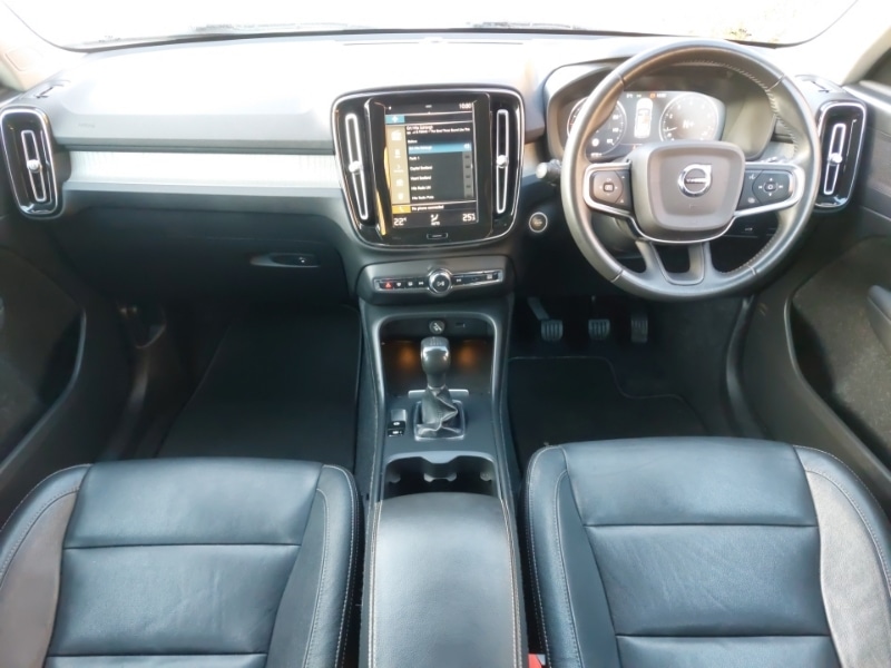 Used Volvo XC40 2020 for sale - 76764854: Photo 2