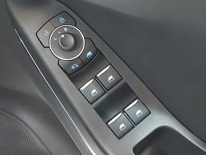 Used Mercedes-Benz GLC 2019 for sale - 76786087: Photo 12