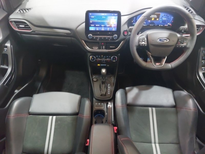 Used Mercedes-Benz GLC 2019 for sale - 76786087: Photo 2