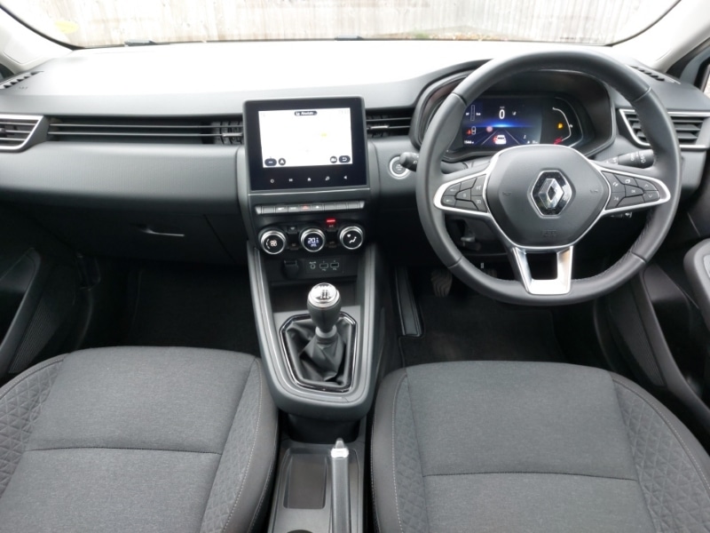 Used Renault Clio 2022 for sale - 76595091: Photo 2