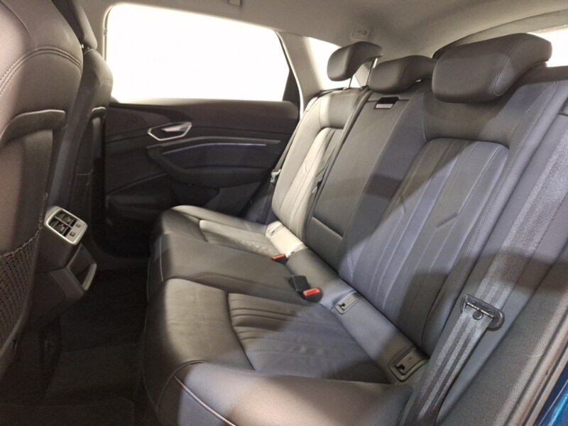 Used Audi e-tron 2021 for sale - 77035238: Photo 6