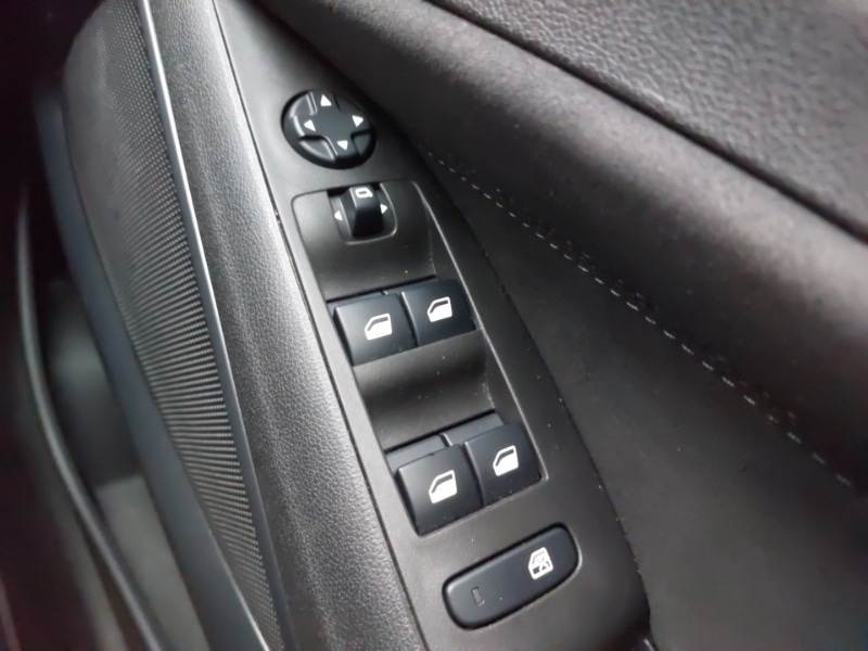 Used Vauxhall Crossland 2021 for sale - 76864990: Photo 12