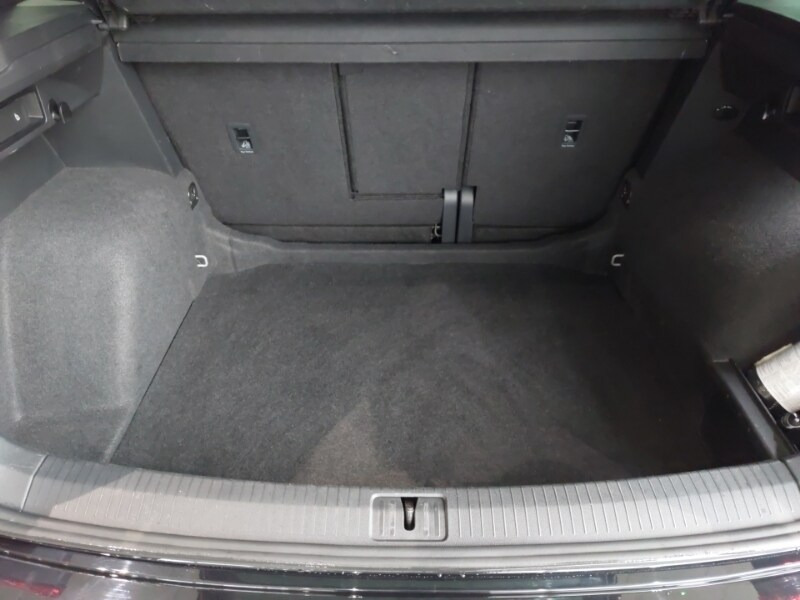 Used Volkswagen Tiguan 2023 for sale - 77948995: Photo 8