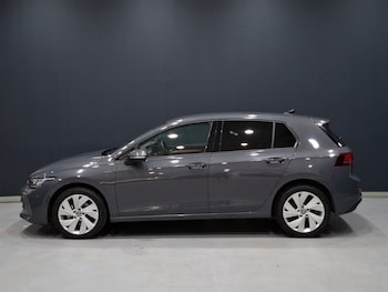 Used Volkswagen Golf 2024 for sale - 77035446: Photo