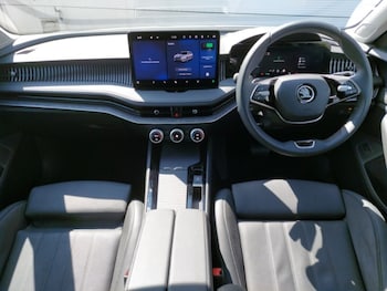 Used Skoda Superb 2024 for sale - 75882319: Photo