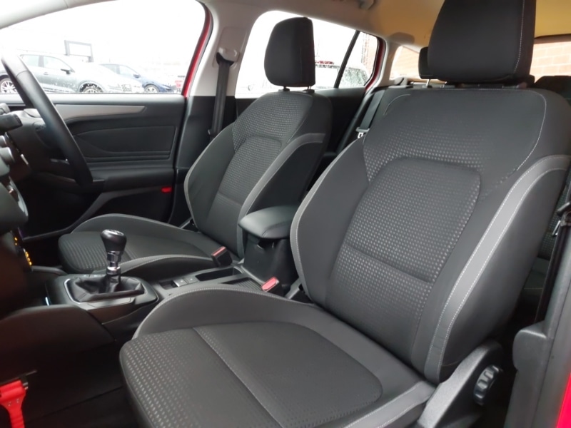 Used Ford Focus 2022 for sale - 77240845: Photo 12