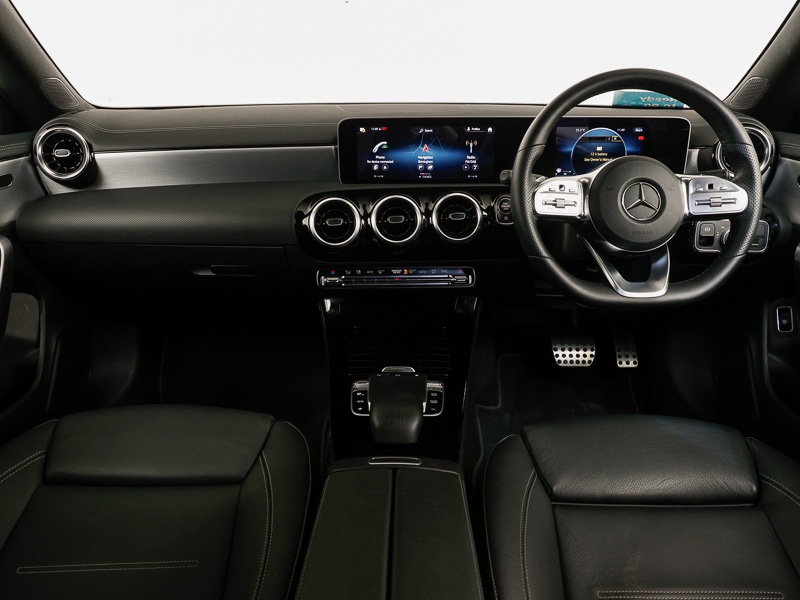 Used Mercedes-Benz CLA 2019 for sale - 76578558: Photo 2