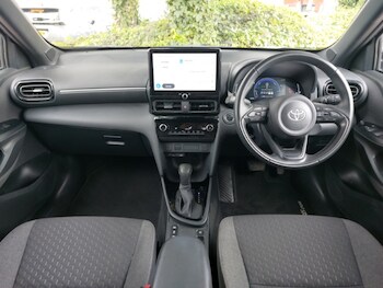 Used Toyota Yaris Cross 2024 for sale - 78515920: Photo