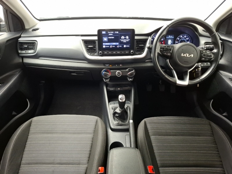 Used Kia Stonic 2023 for sale - 77896986: Photo 2
