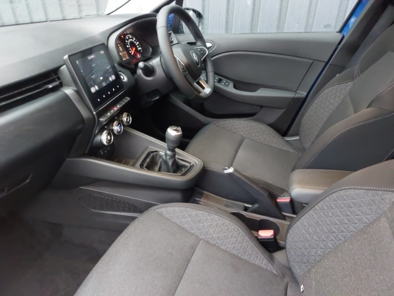 Used Renault Clio 2021 for sale - 77573645: Photo 5