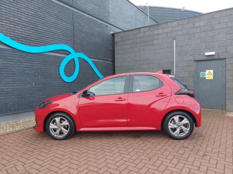 Used Mazda Mazda2 HYBRID 2024 for sale - 76353827: Photo 4