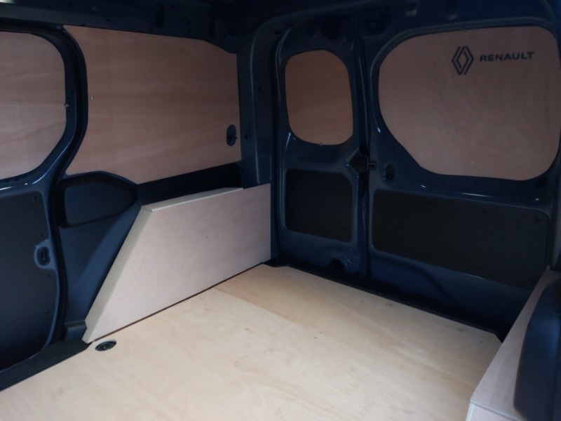 Used Renault Kangoo 2025 for sale - 77150638: Photo 6