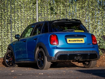 Used MINI Hatch 2022 for sale - 76823144: Photo