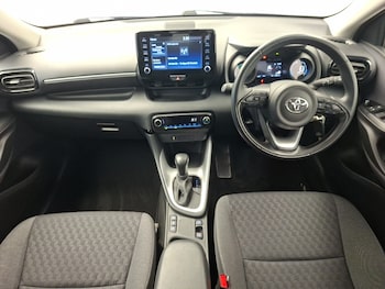 Used Toyota Yaris 2023 for sale - 78321215: Photo