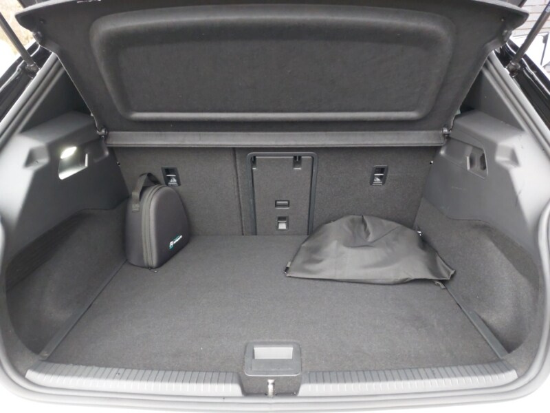 Used Volkswagen ID.3 2022 for sale - 77924289: Photo 8