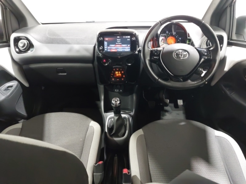 Used Toyota AYGO 2021 for sale - 77339123: Photo 2
