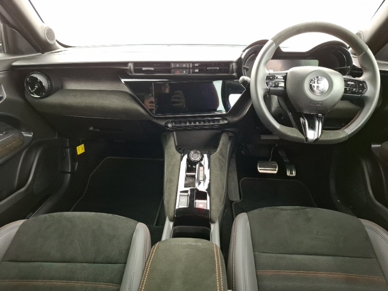 Used Alfa Romeo Junior 2025 for sale - 78041617: Photo 2