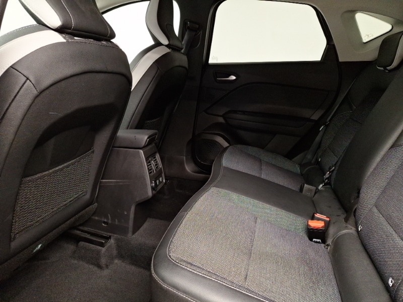 Used Renault Captur 2022 for sale - 76983607: Photo 6