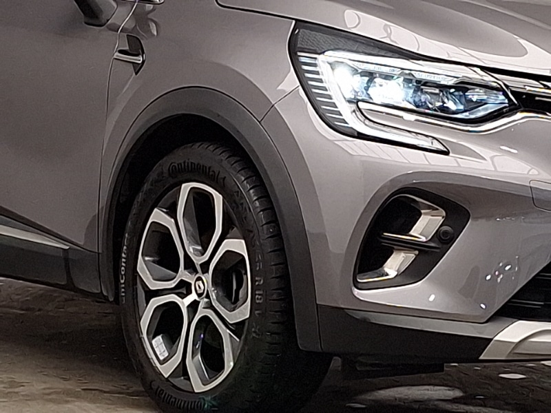 Used Renault Captur 2022 for sale - 76983607: Photo 9