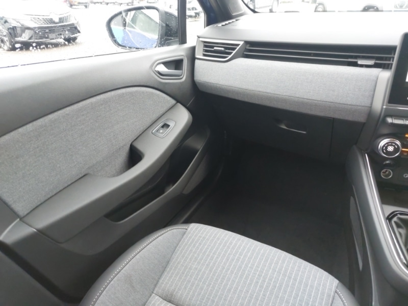 Used Renault Clio 2025 for sale - 77150921: Photo 10