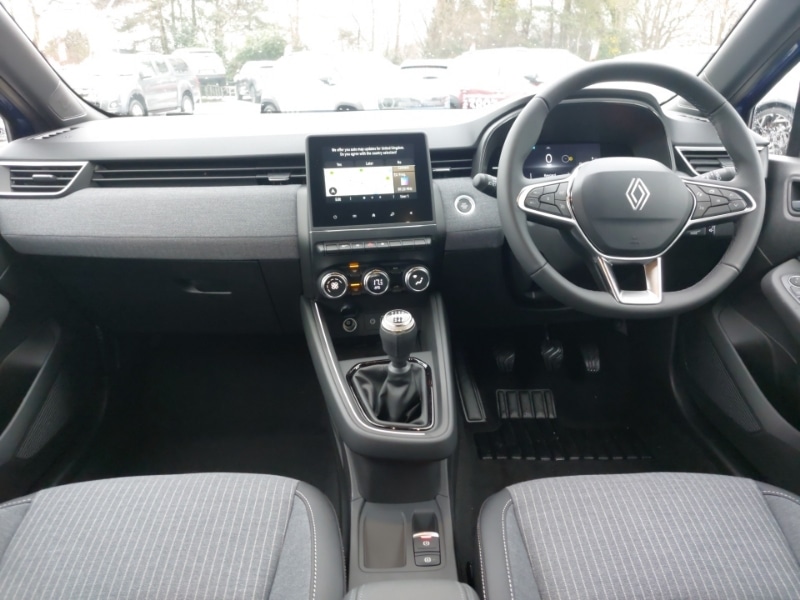 Used Renault Clio 2025 for sale - 77150921: Photo 2
