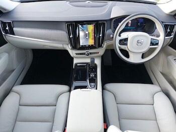 Used Volvo V90 2025 for sale - 78595921: Photo