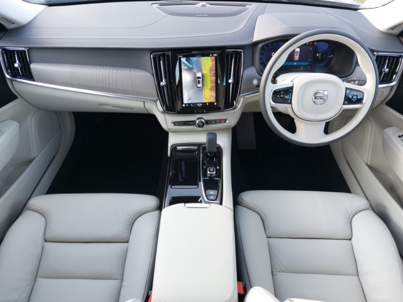 Used Volvo V90 2025 for sale - 77955957: Photo 2