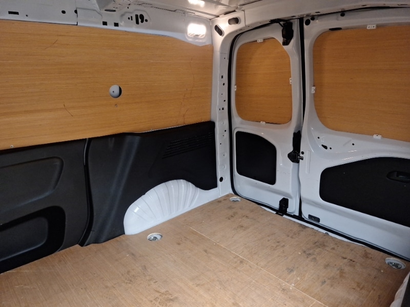 Used Vauxhall Combo 2024 for sale - 76954966: Photo 6