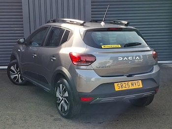 Used Dacia Sandero Stepway 2025 for sale - 79578407: Photo